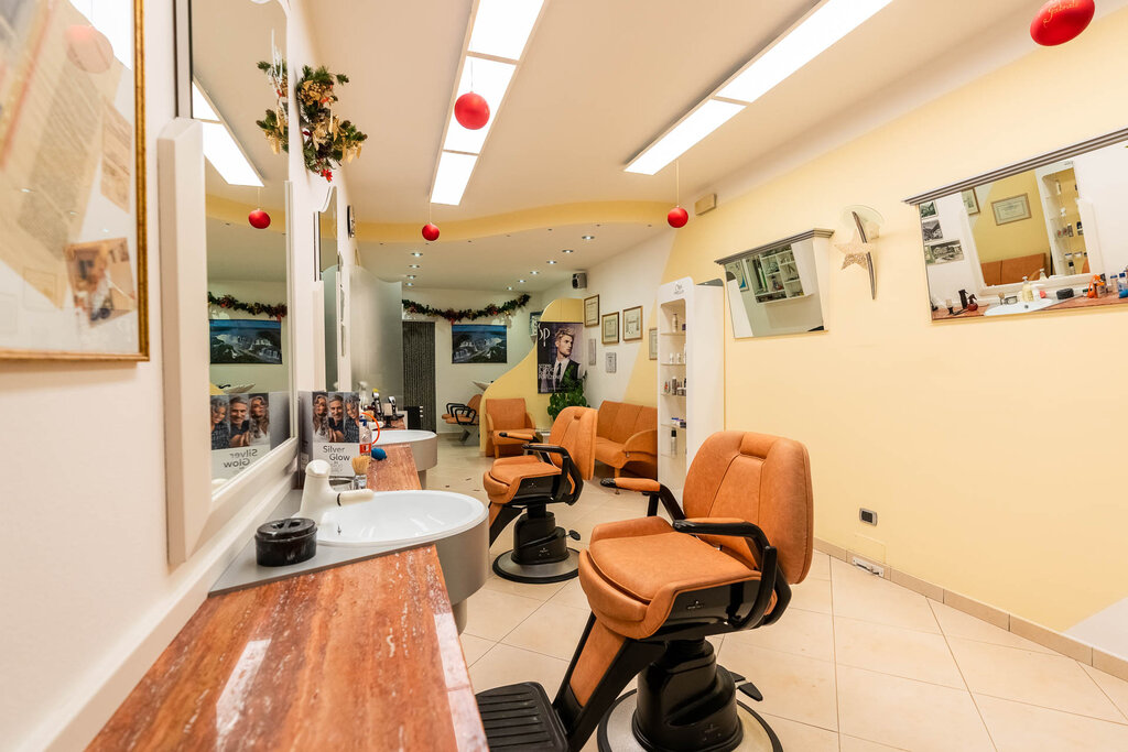 Content Dam Org 3 Images Full Rights Shopping Salone Gabriele Salone Gabriele Campitello Archivio Apt Val Di Fassa Mrizzi 12